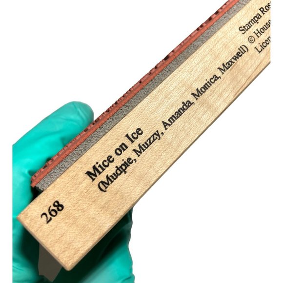 House Mouse Mice On Ice Stampa Rosa 1998 Wood Rubber Stamp #268 Never Used - Picture 3 of 10